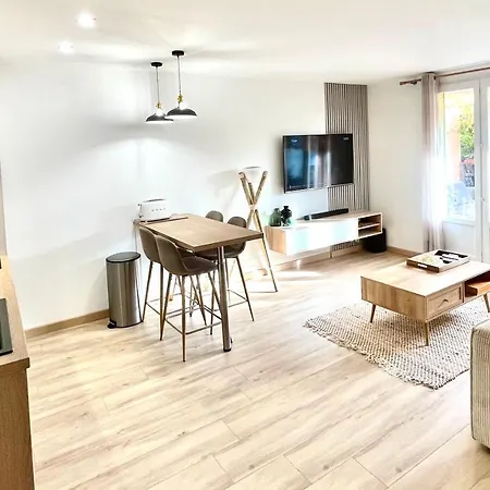 Magnifique 2 Terrasse Et Parking アパート